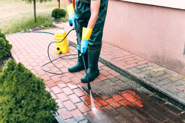 Best Driveway Pressure Washing  in Far Hills, NJ